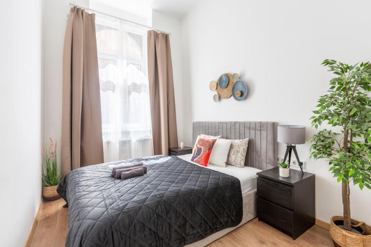 Cozy & Pleasant Homes In The Heart Of Budapest Exteriör bild
