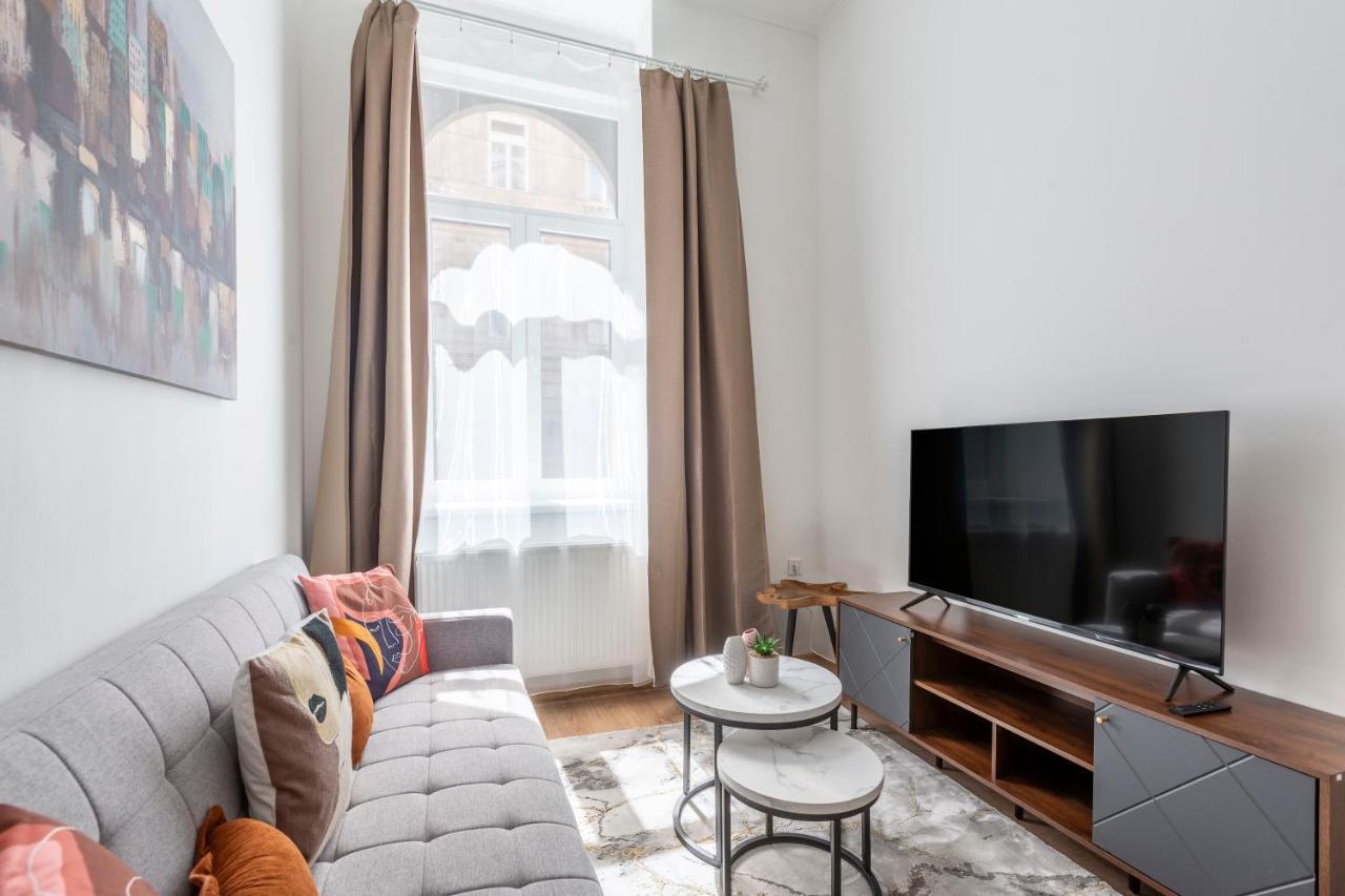 Cozy & Pleasant Homes In The Heart Of Budapest Exteriör bild